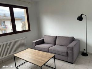Studio 17m2 avec très belle vue Dispo 20.12