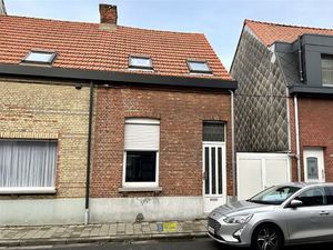 Huis te koop in Ekeren met 2 slaapkamers