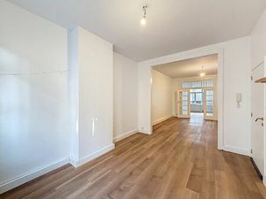 Rez-De-Chaussée à vendre avec terrasse et jardin   Etterbeek (VBD62694)