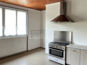 Immeuble à vendre NOIRETABLE 6 pièce(s) 120m2 65 000€
