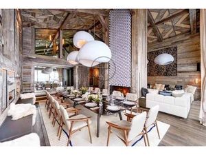 Chalet de prestige de 9 pièces en location Courchevel  France