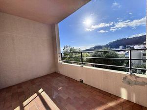 Location appartement 3 pièces 70 m² à Bastia (20200)