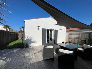 Vente maison 3 pièces 50 m² à Le Château-d'Oléron (17480)  254 880 €