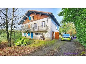 Vente maison 7 pièces 152 m² à Les Abrets (38490)  259 000 €