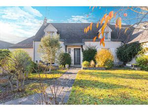 Vente maison 6 pièces  210.00m²  Les Garennes sur Loire