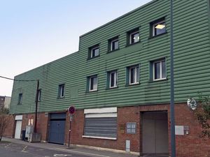 Location Local Professionnel 137m²