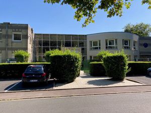 Location Local Professionnel 1 550m²