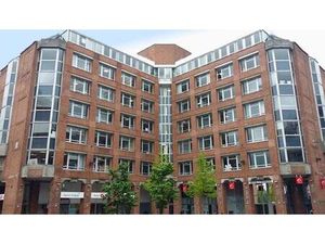 Location Local Professionnel 2 138m²