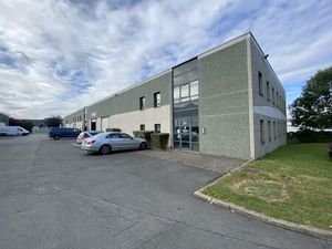 Location Local Professionnel 626m²