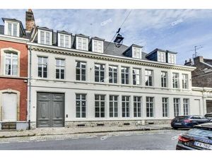 Location Local Professionnel 707m²