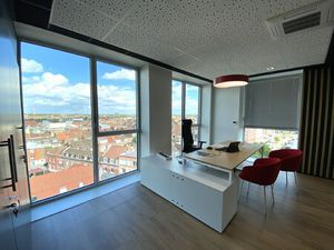 Location Local Professionnel 488m²