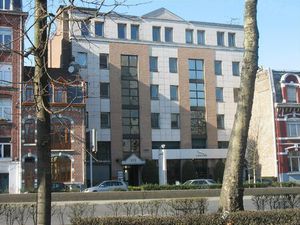 Location Local Professionnel 126m²