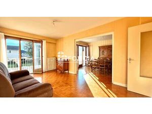 BONNEVILLE : Appartement T4 BIS avec cave et garage