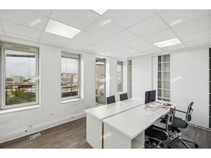 Location Local Professionnel 100m²