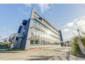 Location Local Professionnel 1 811m² VELIZY VILLACOUBLAY 78140