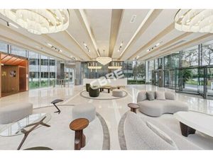 Location Local Professionnel 8 440m²