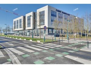 Location Local Professionnel 2 093m²