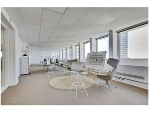 Location Local Professionnel 2 723m² PUTEAUX 92800