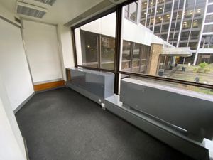 Location Local Professionnel 17m²