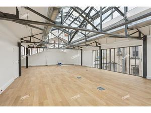 Location Local Professionnel 170m²