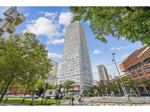 Location Local Professionnel 79m²