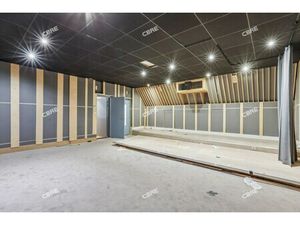 Location Local Professionnel 280m²