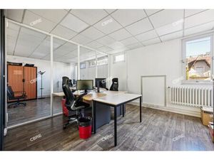 Location Local Professionnel 450m²