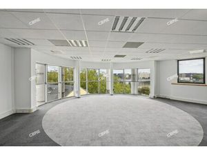 Location Local Professionnel 500m²