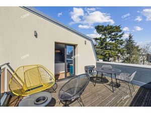 Location Local Professionnel 401m²