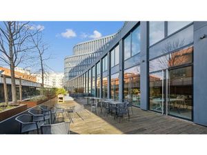 Location Local Professionnel 826m² ISSY LES MOULINEAUX 92130
