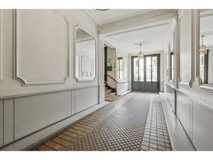 Location Local Professionnel 194m²