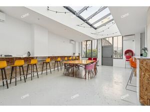 Location Local Professionnel 238m²