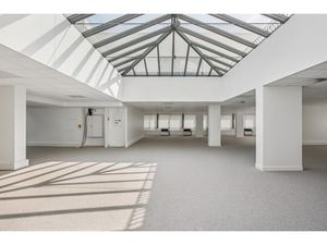 Location Local Professionnel 1 311m² PARIS 12ème
