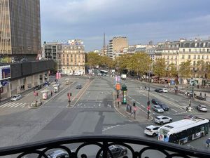 Location Local Professionnel 264m²