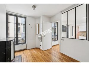 Location Local Professionnel 68m²