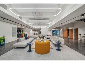 Location Local Professionnel 2 555m² PUTEAUX 92800