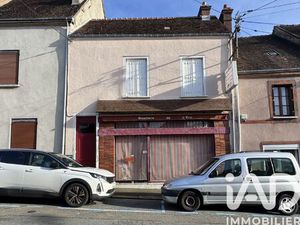 Vente immeuble 116 m² Courville-sur-Eure (28190)