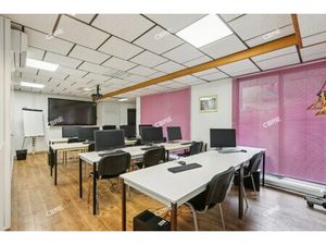 Location Local Professionnel 270m²