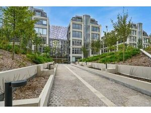 Location Local Professionnel 4 487m² PARIS 15ème