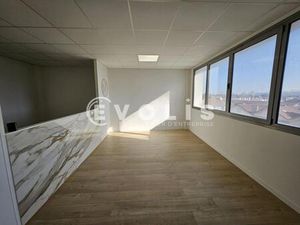 A louer - Bureaux 278 m² - Cachan (RN20)