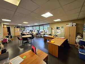 Bureaux à louer - Cachan (94)