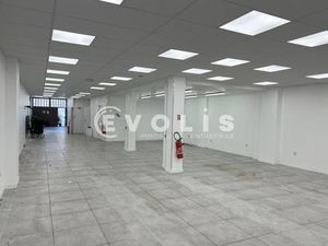 LOCAL D'ACTIVITE INDEPENDANT RARE A LOUER