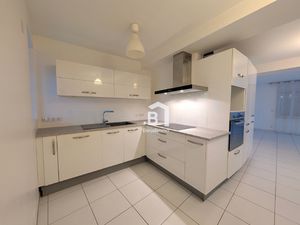 APPARTEMENT DE CHARME T3 60 m2 À SAINT-ALBAN-DE-ROCHE