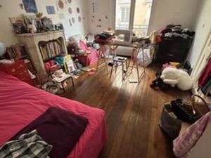 Appartement de prestige de 59 m2 en vente Buttes-Chaumont  Villette  Bas Belleville  Paris