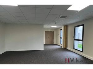 A louer bureau neuf - BOURG ACHARD