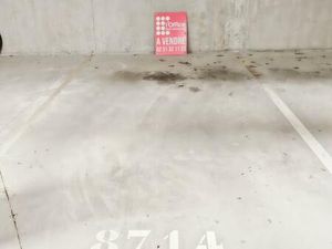 Parking / box Les Sables D Olonne - Secteur YLIUM