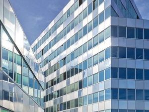 Location Local Professionnel 1 401m²