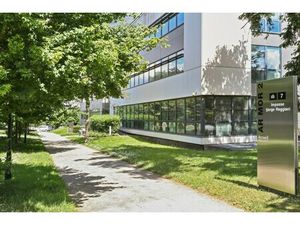 Location Local Professionnel 5 439m² ST HERBLAIN 44800