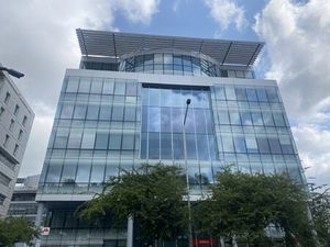 Location Local Professionnel 1 986m²