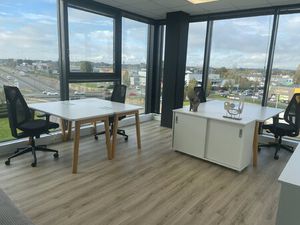 Location Local Professionnel 560m²